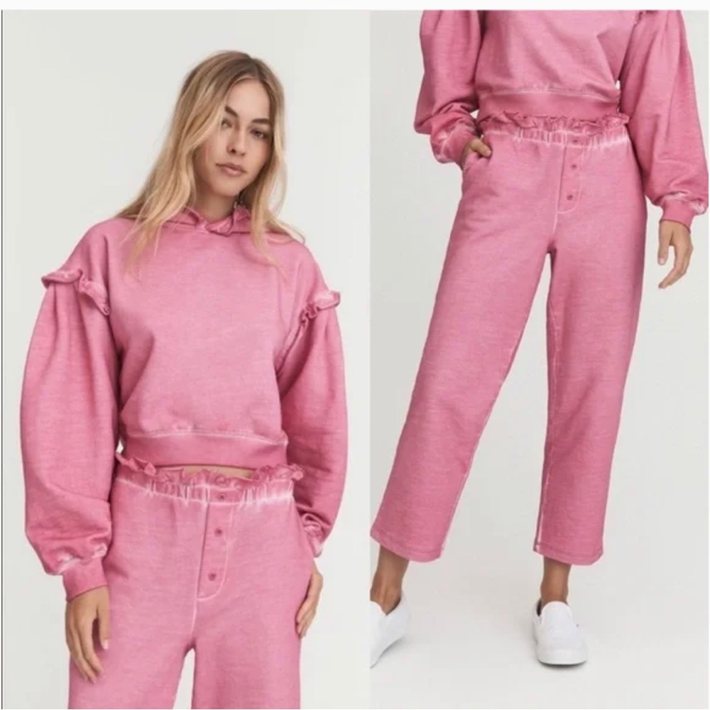 Something Navy -bubble gum pink sweat pants